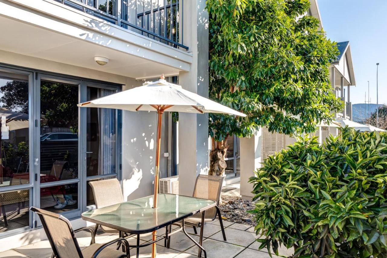 Nautilus Lodge Motel Motueka ภายนอก รูปภาพ