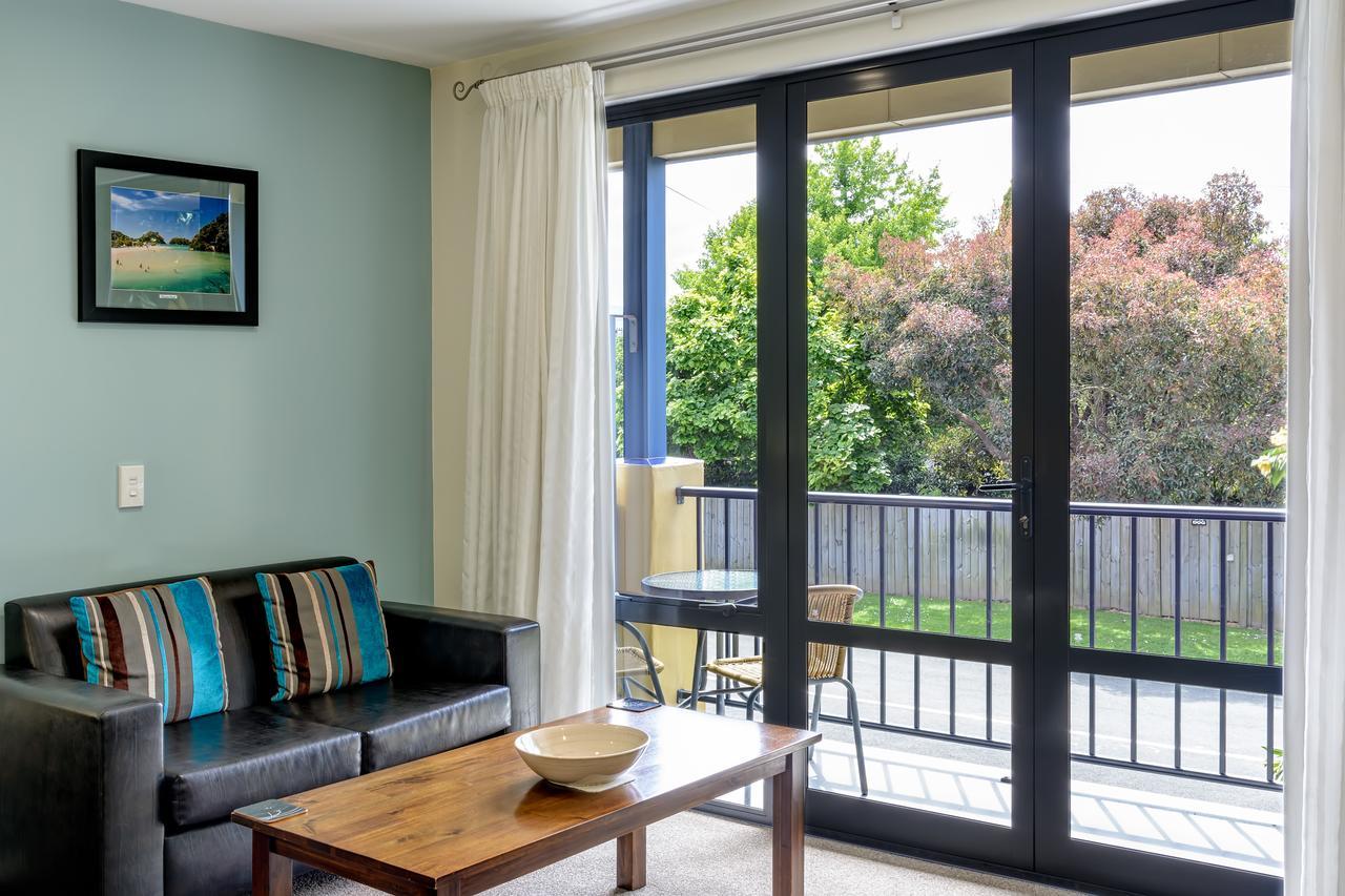 Nautilus Lodge Motel Motueka ภายนอก รูปภาพ
