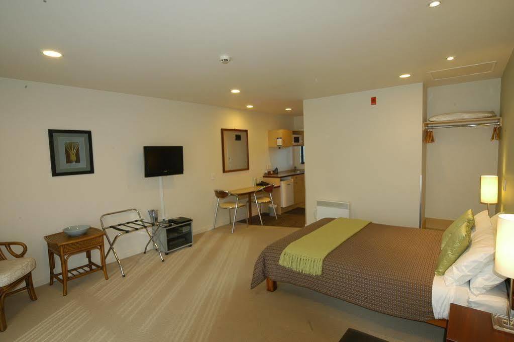 Nautilus Lodge Motel Motueka ภายนอก รูปภาพ